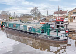 Exterior boat image