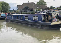 Exterior boat image